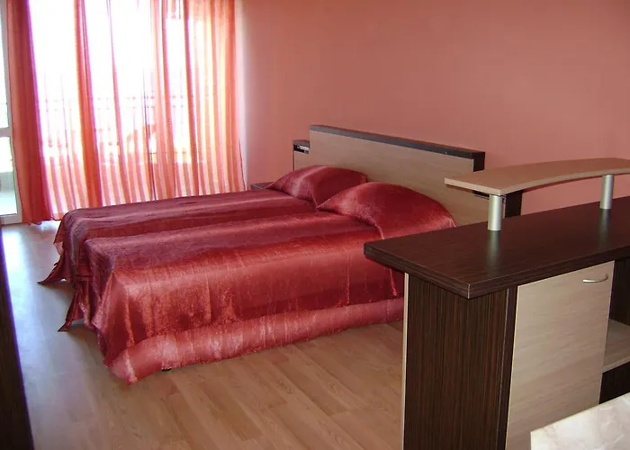 Mak Complex Gæstehus 3*